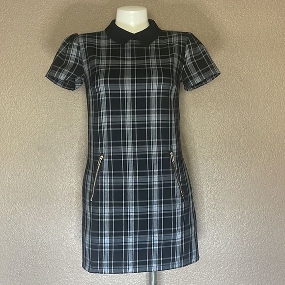 Forever 21 Collared Plaid Mini Dress - Picture 2 of 5